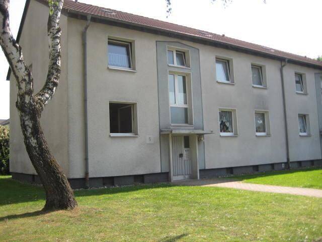 Bezugsfertige 2-Zimmer-EG-Wohnung mit Balkon!, 47138 Duisburg (Mittelmeiderich Neumühl Obermeiderich Ruhrort Untermeiderich)