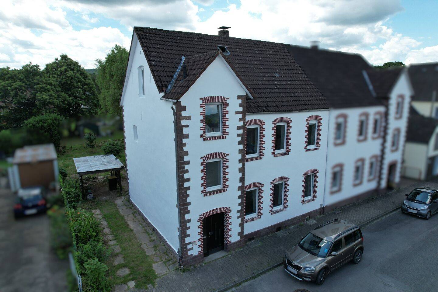 Sanierte drei Zimmer Obergeschosswohnung, gemeinschaftlicher Garten & Scheune, 37697 Lauenförde