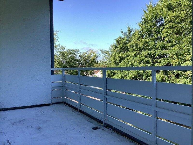 Frisch renovierte 3-Zimmer Wohnung in Bielefeld Senne, 33659 Bielefeld (Senne)