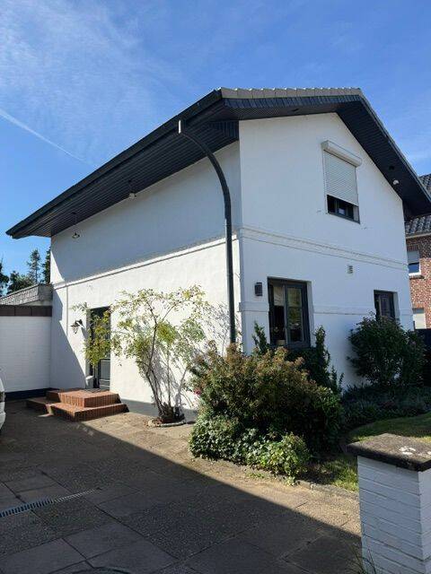 Charmantes, modernisiertes Einfamilienhaus mit besonderem Wohnambiente, 25421 Pinneberg