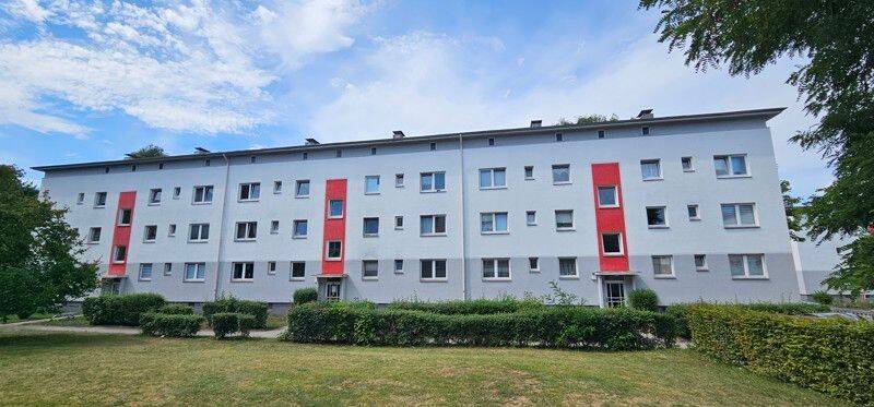 Wer will mich!? Ansprechende 2-Zimmer-Wohnung, 24143 Kiel (Gaarden-Ost Gaarden-Süd)