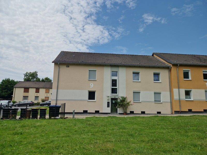 Gelegenheit: renovierte 3-Zimmer-Wohnung mit Balkon, 44359 Dortmund