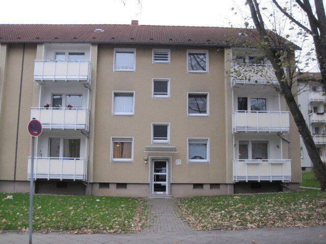 tolle, frisch sanierte 3-Zimmer-Wohnung mit Balkon, 44866 Bochum (Günnigfeld Leithe Sevinghausen Wattenscheid Westenfeld)
