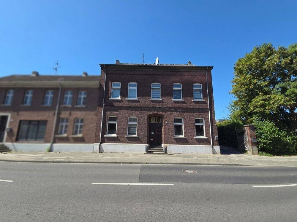 PROVISIONSFREI! Ca. 266 m² Wohnfläche auf großzügigem 1.033 m² Grundstück, 41751 Viersen