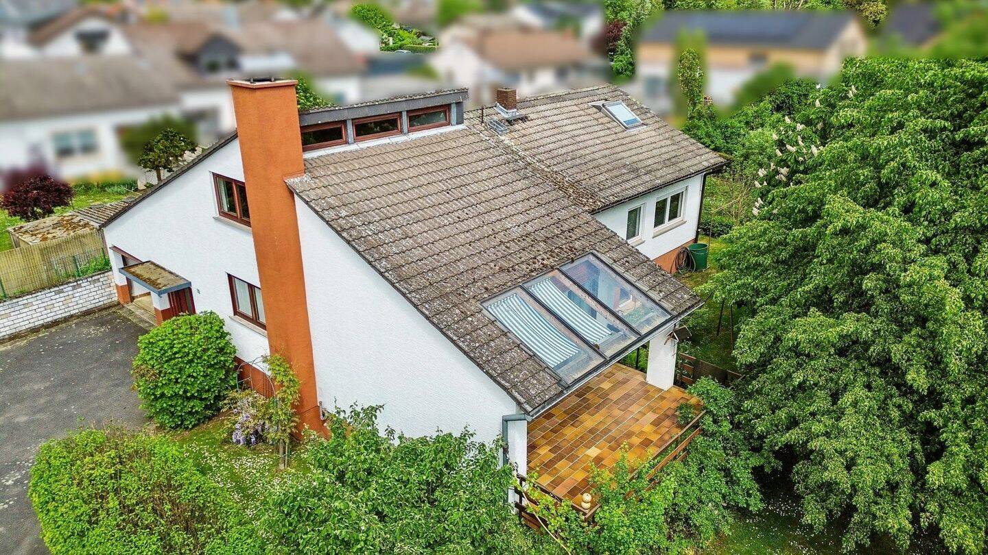 Einfamilienhaus mit viel Potenzial in Groß-Umstadt, 64823 Groß-Umstadt