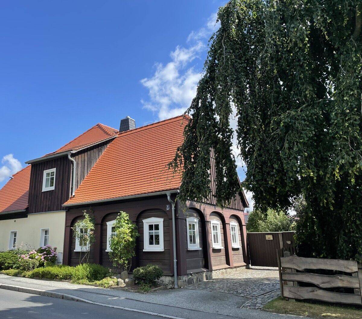 Charmantes Umgebindehaus mit schönem Garten in Neugersdorf, 2727 Ebersbach-Neugersdorf