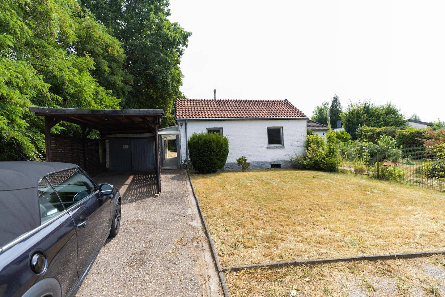 1.183 m² Grundstück mit Bungalow – ebenerdig wohnen im Mönchengladbacher Süden, 41199 Mönchengladbach