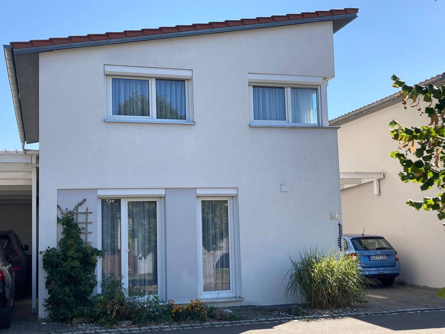 Einfamilienhaus mit unverbaubarem Ausblick am Stadtrand von Singen, 78224 Singen (Hohentwiel)