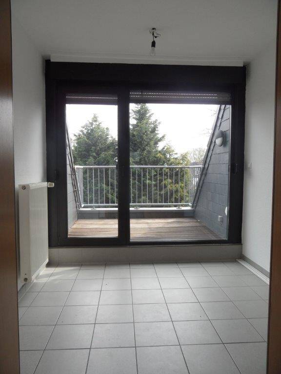 lichtdurchflutete Dachgeschosswohnung mit Loggia, 44805 Bochum (Bergen Gerthe Grumme Harpen Hiltrop)