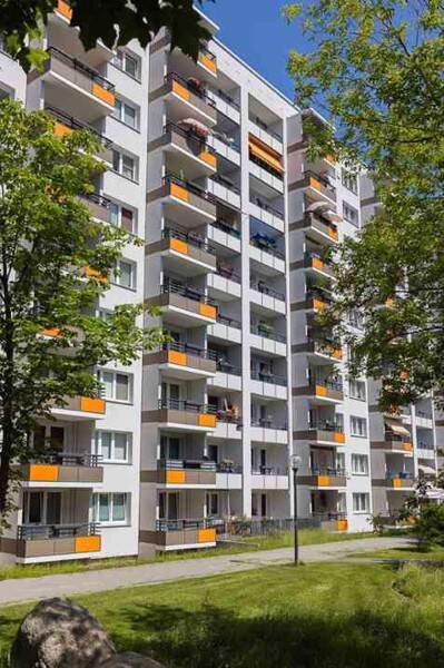 Mitten drin statt nur dabei: großzügige 3-Zimmer-Wohnung!, 1239 Dresden