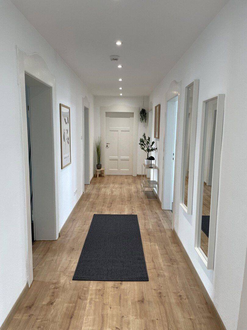 Modernes und stilvolles WG-Zimmer, voll möbliert und absolut zentral in Bayreuth, 95444 Bayreuth (Altstadt City Gartenstadt Kreuzstein Neue Heimat)