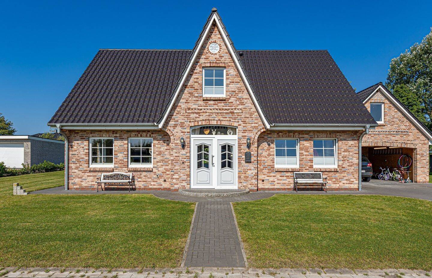 Top modernes Wohnhaus mit viel Platz, großem Garten und Energieeffizienzklasse A+, 25926 Westre