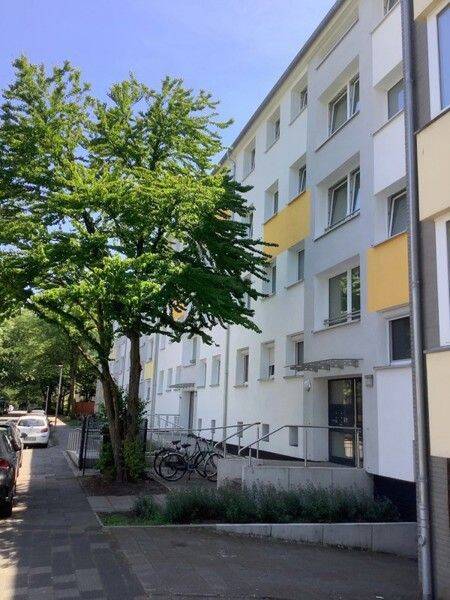 Schicke 2-Zimmer-Wohnung mit Balkon, 28237 Bremen