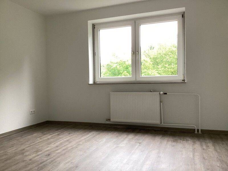 Großzügige 3,5-Zimmer-Wohnung mit Balkon in grüner Lage, 33609 Bielefeld (Baumheide Innenstadt Schildesche)