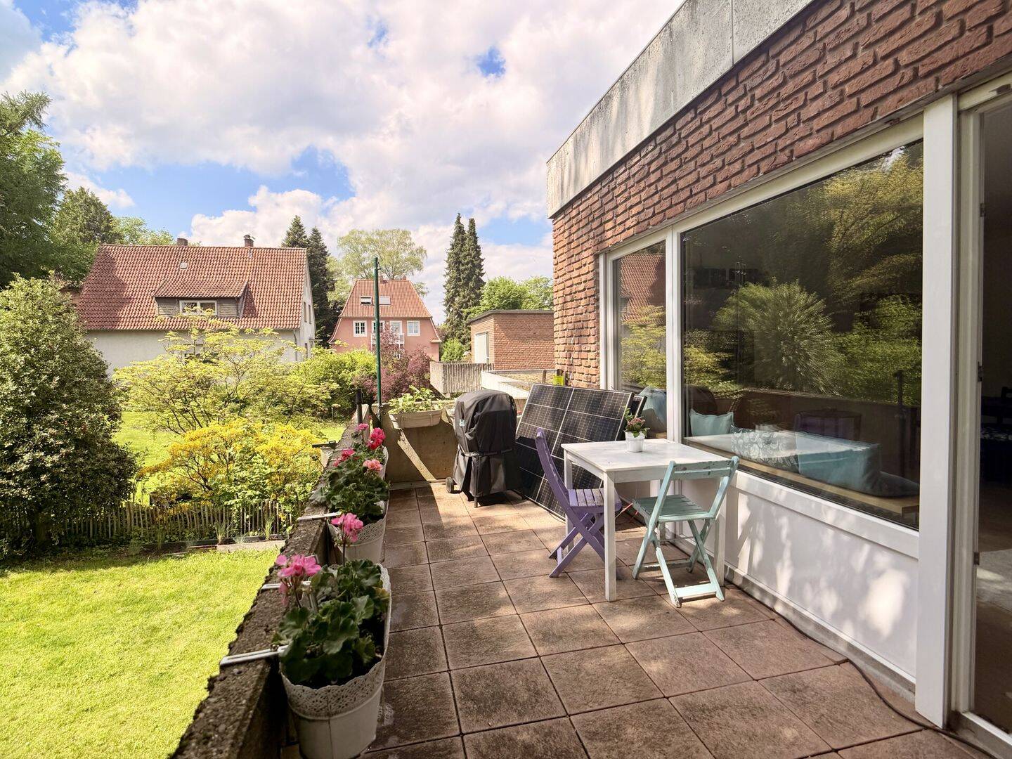 Stadtnah und grün wohnen nahe dem Bielefelder Musikerviertel auf 115 m², zwei Südbalkone & Gartenanteil, 33604 Bielefeld (Innenstadt Sieker)