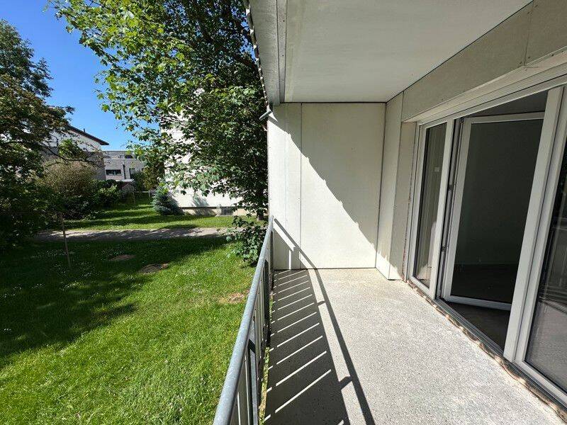 Erdgeschoss / 3,5 Zimmer mit Balkon (frisch saniert), 87600 Kaufbeuren