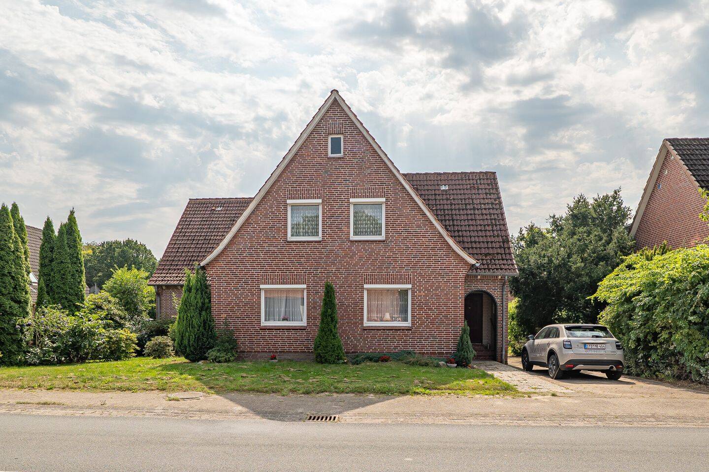 Ein Zuhause mit vielen Möglichkeiten – großzügiges Wohnen auf ca. 180 m² und weitläufigem Grundstück, 21714 Hammah
