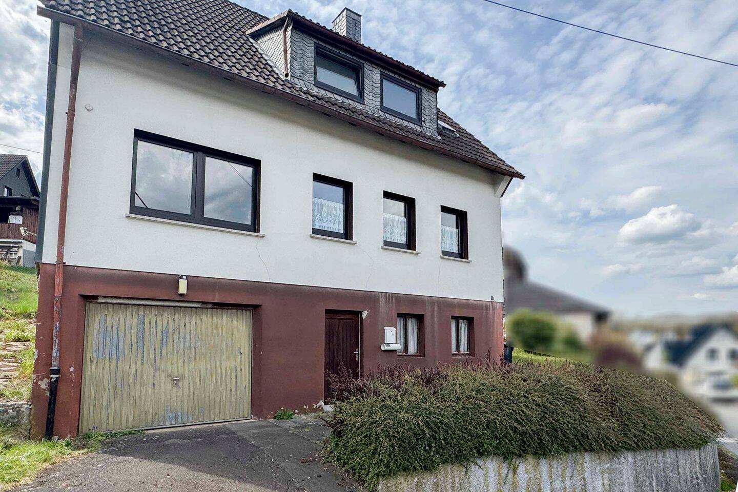 Sanierungsbedürftiges Einfamilienhaus mit Erbbaurecht in familienfreundlicher Lage von Morsbach, 51597 Morsbach