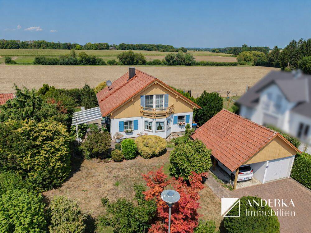 Familienglück mit viel Platz – gepflegtes Einfamilienhaus in Bubesheim!, 89347 Bubesheim