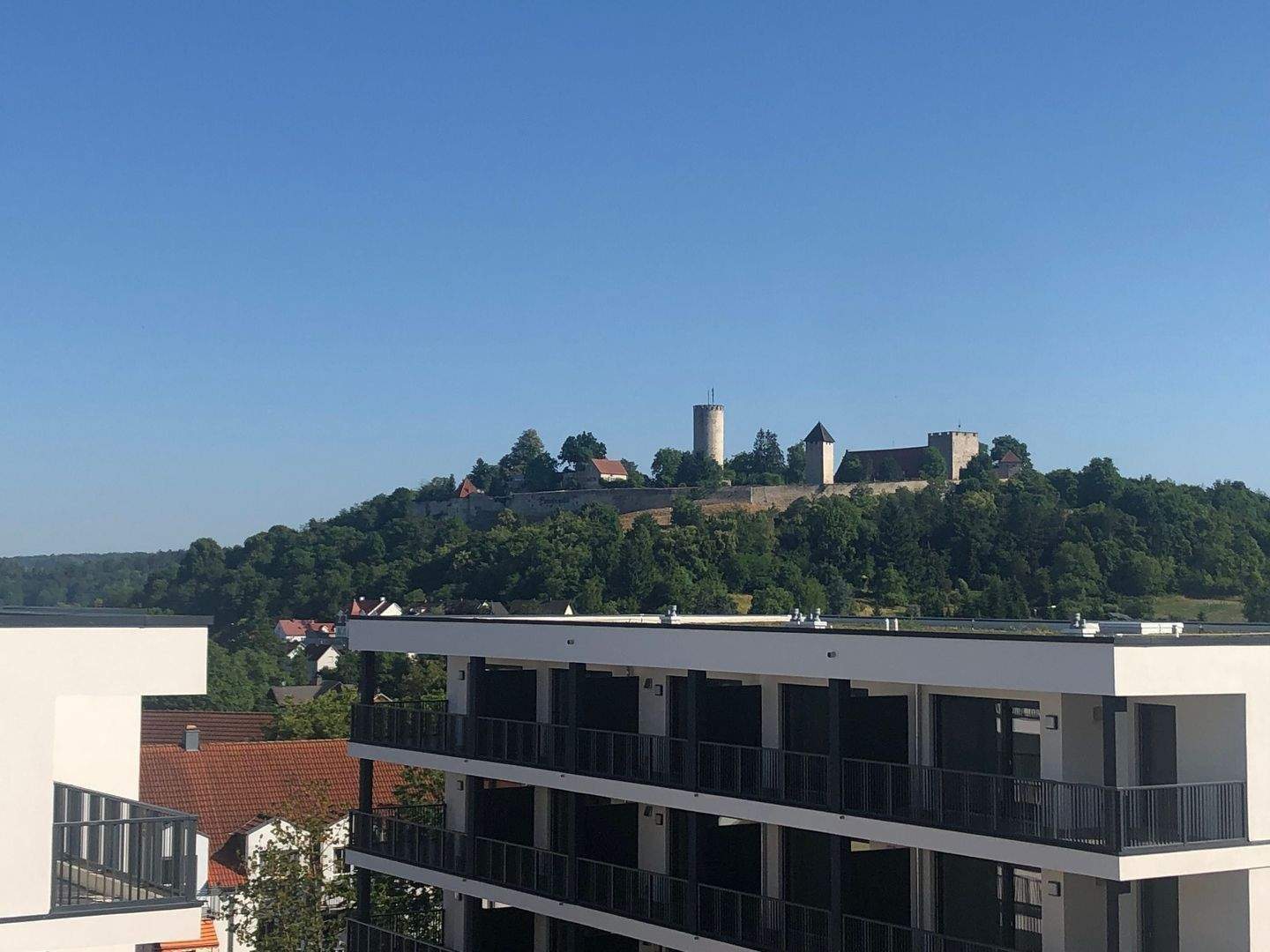 NEUBAU – Hochwertige Penthouse Stadtwohnung mit herrlicher Aussicht und hochwertiger Ausstattung, 93133 Burglengenfeld