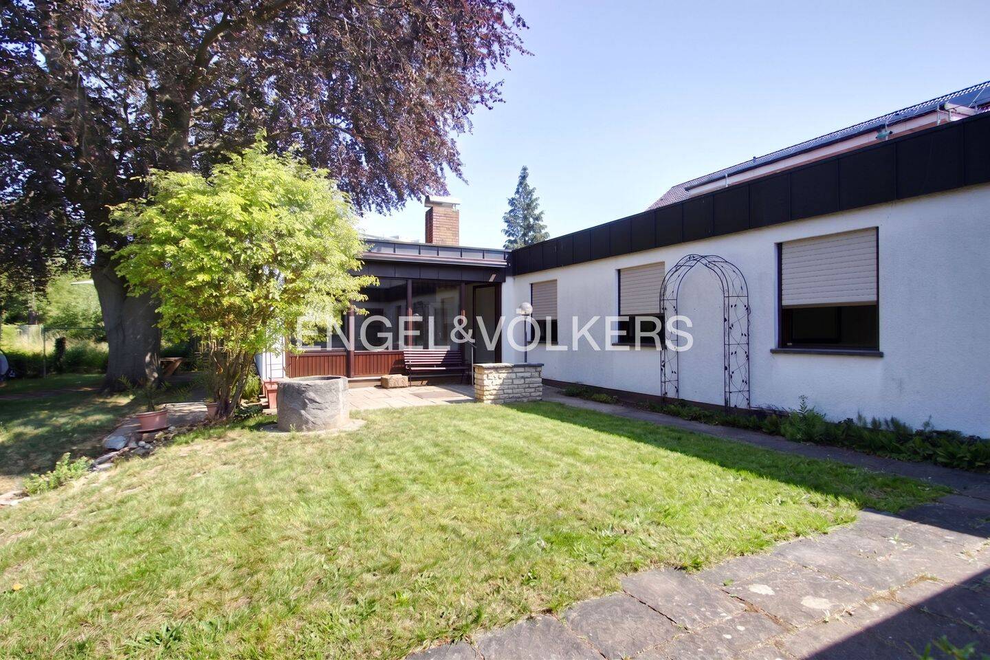 Bungalow mit Südterrasse und vielseitigen Nutzungsmöglichkeiten, 93059 Regensburg