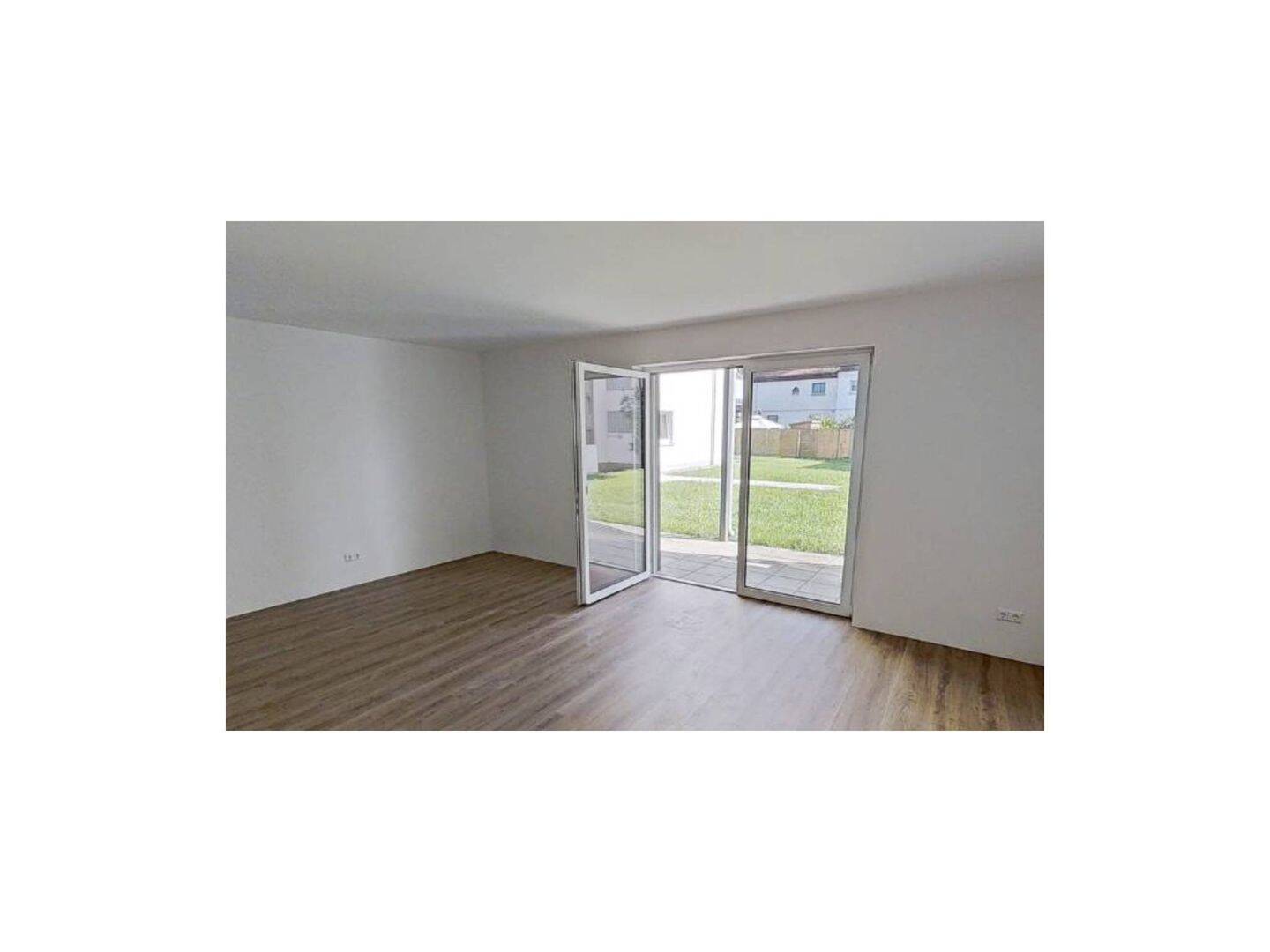 „EYBDUO“ – 2-Zimmer-Wohnung mit EBK und Terrasse, 73312 Geislingen an der Steige