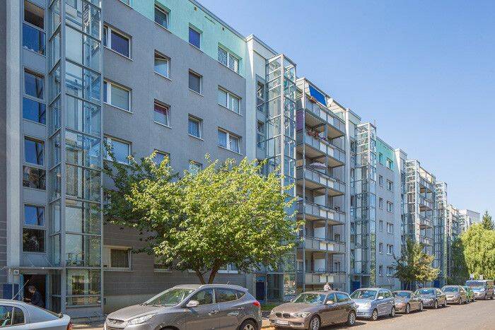 Wir sanieren für Sie: 2-Zimmerwohnung mit Balkon und Aufzug im 2.Obergeschoß!, 1239 Dresden