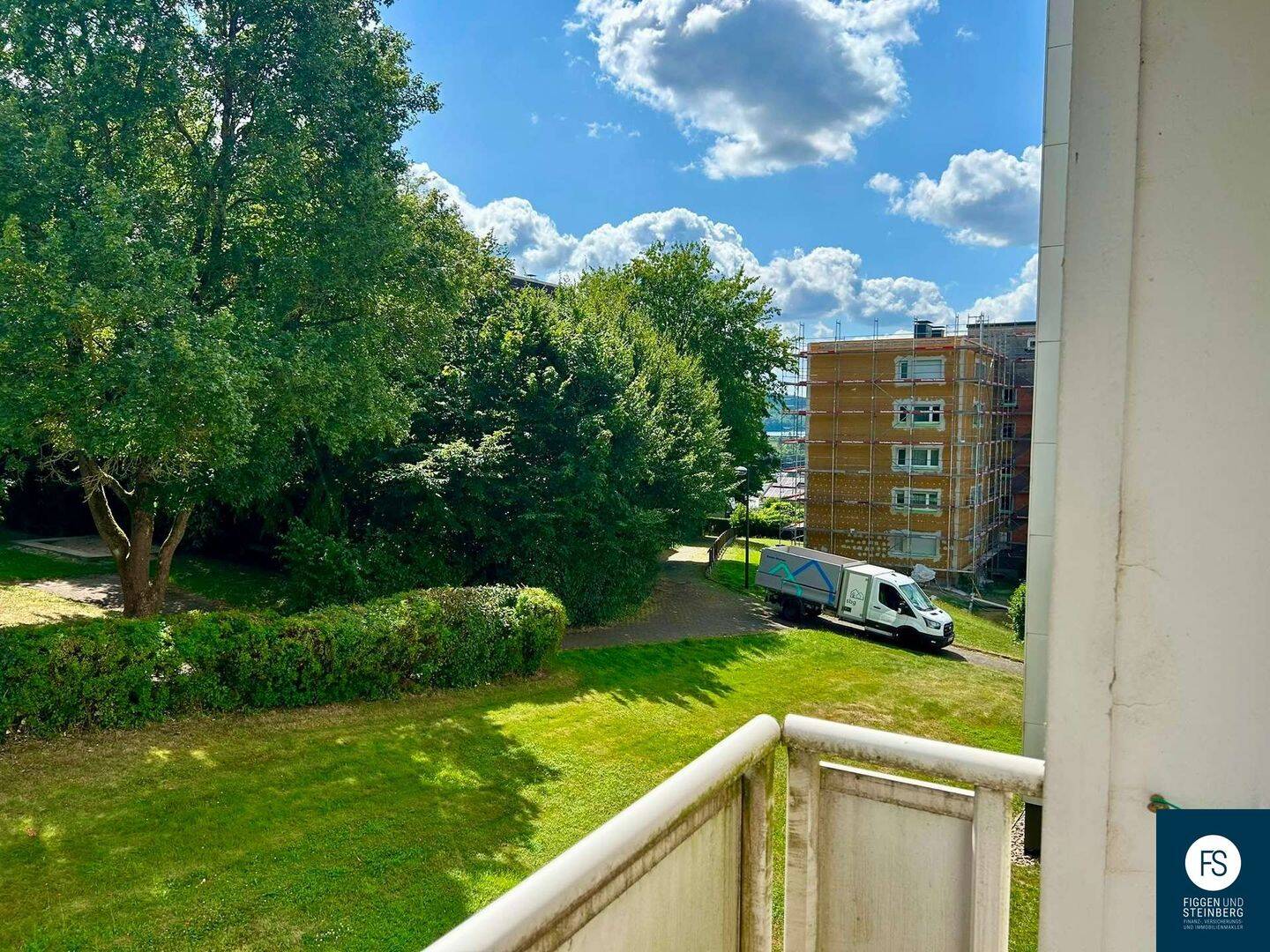 Gemütliche 3-Zimmer Wohnung mit sonnigem Balkon und Garage, 59872 Meschede