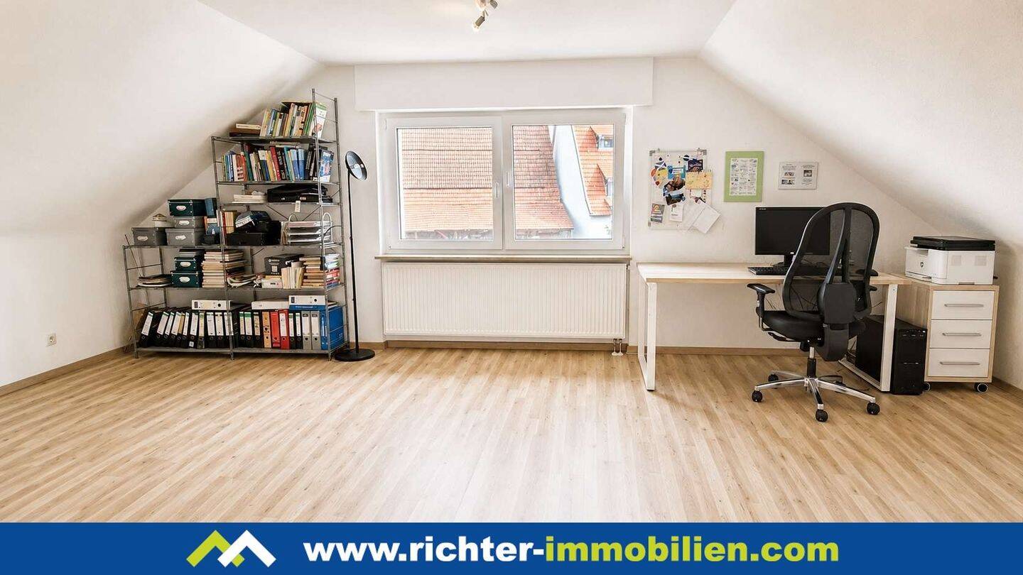2 große WG Zimmer, saniert für Studenten, 68239 Mannheim (Seckenheim)