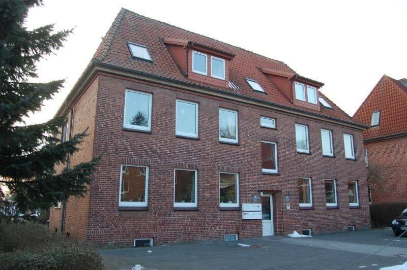 Gepflegte 3-Zimmer-Wohnung im 1. Obergeschoss in der Nähe des WKK in Heide, Kreis Dithmarschen, 25746 Heide