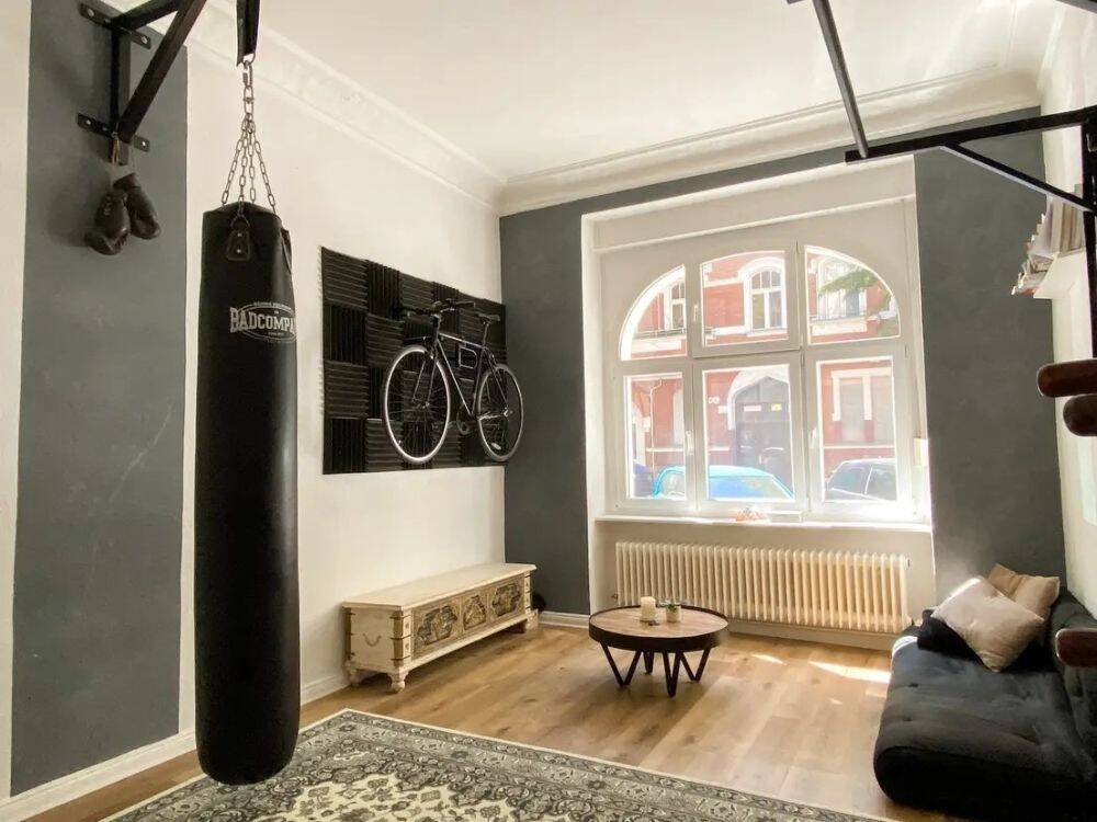 Altbaucharme trifft Moderne, Ihr stilvoller Rückzugsort im Herzen von Berlin-Neukölln