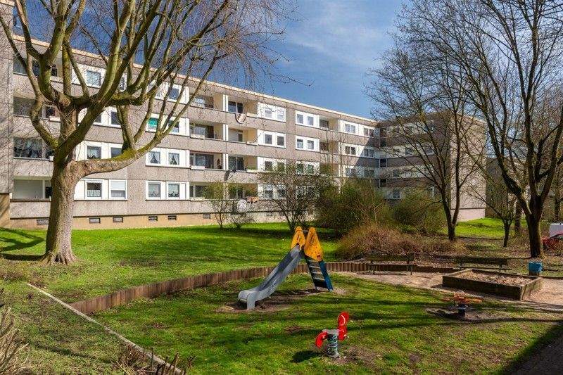 Stop! Geräumige 3,5-Zimmer-Wohnung (WBS), 44359 Dortmund
