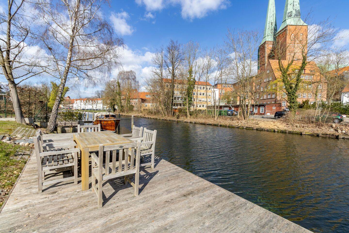 Penthouse im „Kleinen Heimathafen“ Wohnen direkt an der Trave, 23560 Lübeck (Moisling Sankt Jürgen)