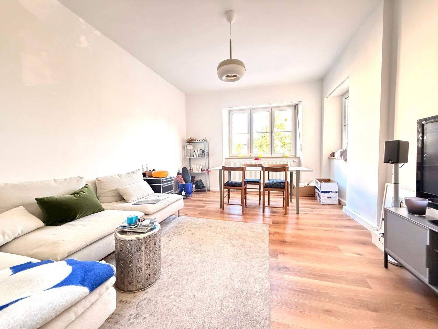 renovierte Jugendstilwohnung im Nibelungenviertel +++ mit Balkon/Wintergarten & Gemeinschaftsgarten +++, 90461 Nürnberg