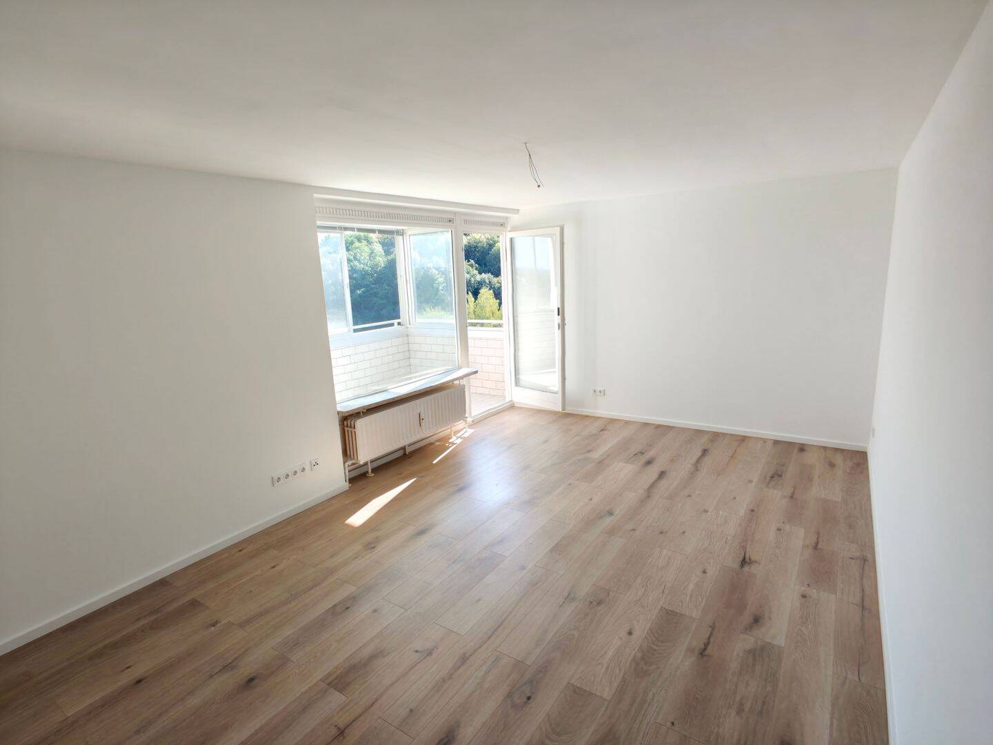 2-Zimmer-Wohnung,Penthouse-Charakter,Erstbezug,Komplettsanierung, 96450 Coburg