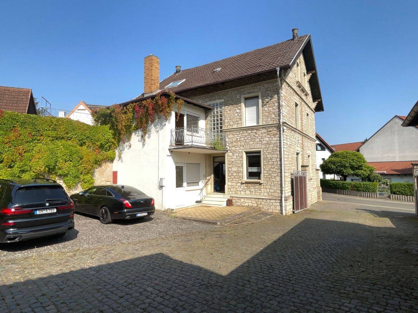 EUPORA® Immobilien: Schöner Winzerhof mit Scheunen und Weinkellern in Essenheim bei Mainz., 55270 Essenheim