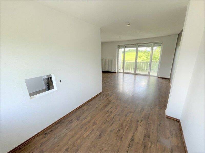 Erdgeschoss / 3,5 Zimmer mit Balkon, 87600 Kaufbeuren