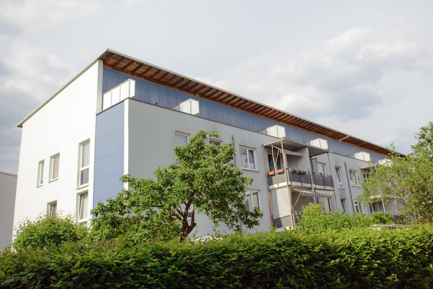Gemütliche 2-Zimmer-Wohnung mit traumhafter Dachterrasse, 93055 Regensburg (Brandlberg-Keilberg Burgweinting-Harting Innenstadt Ostenviertel Schwabelweis)