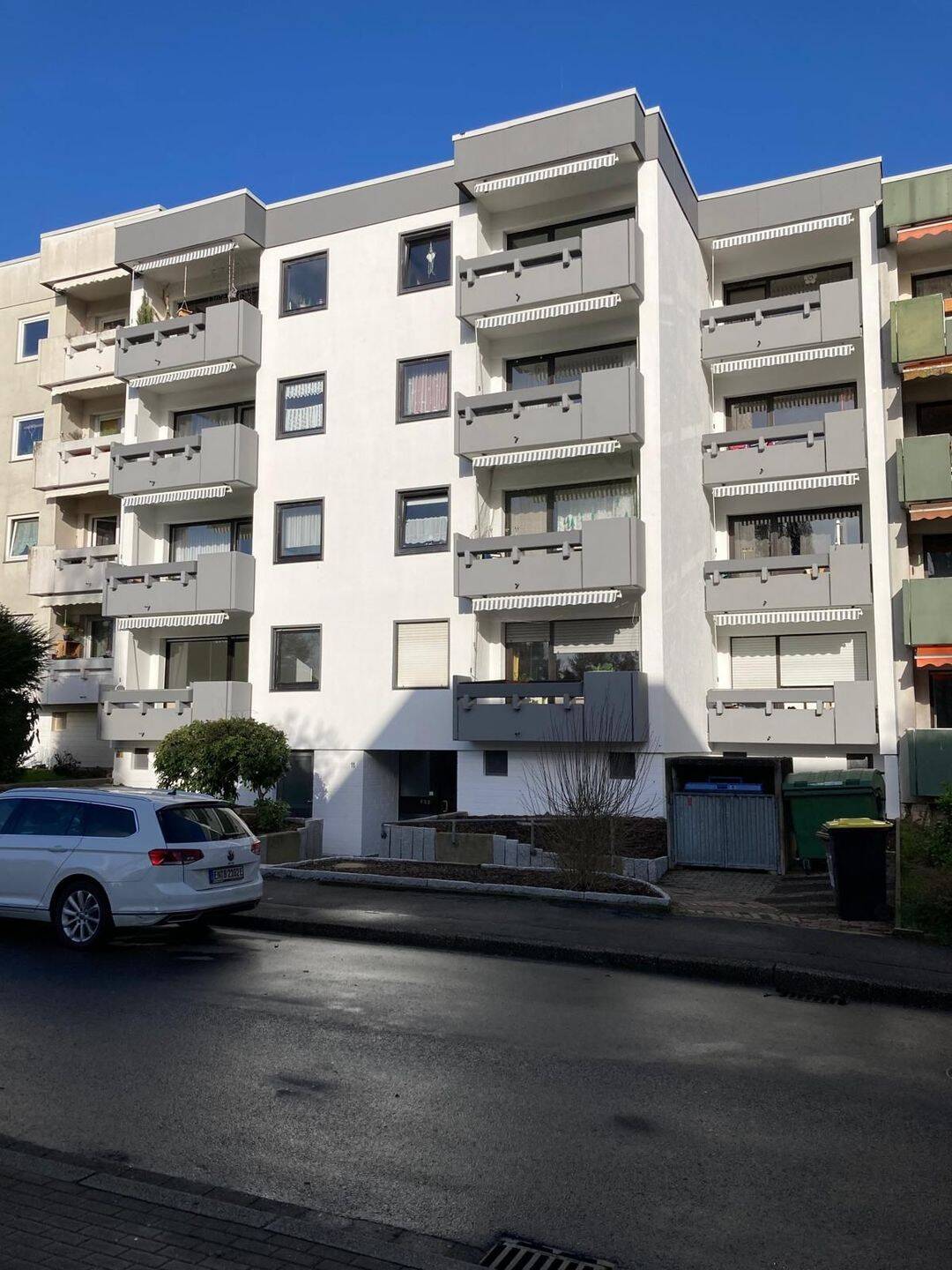 Schöne 2,5 Wohnung in DO Holzen , komplett Renoviert mit Balkon und neuen Bad in ruhiger Lage., 44267 Dortmund (Benninghofen Benninghofen-Loh Berghofen Holzen Höchsten)