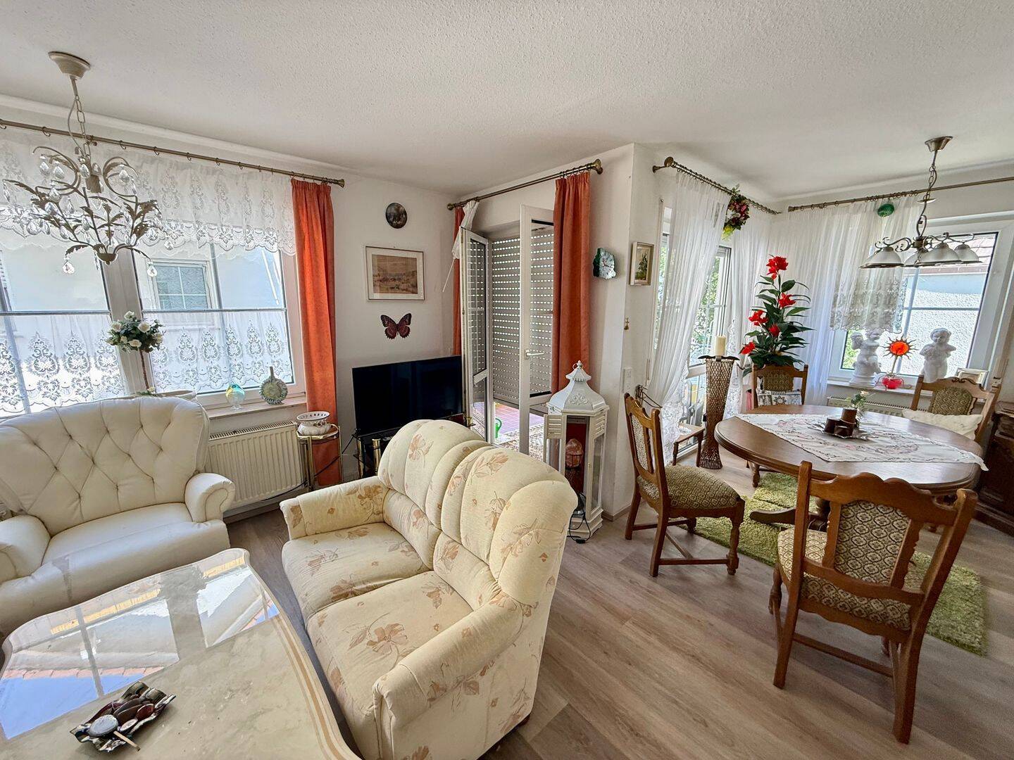 Sofort verfügbar-Provisionsfrei! Traumhafte, barrierefreie 3-ZKB mit TG Stellplatz, 79415 Bad Bellingen