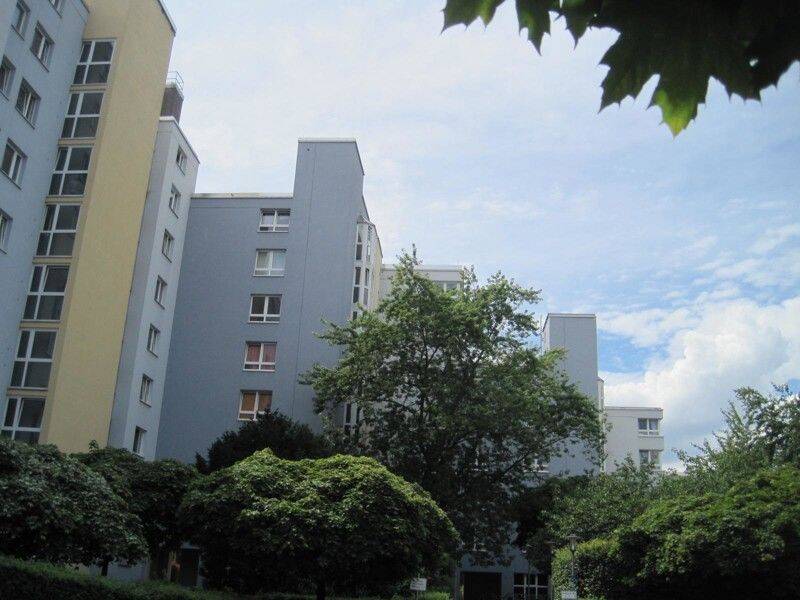 Ruhig wohnen, schnell bei Audi: Renovierte 3-Zimmer-Wohnung mit Balkon!, 85057 Ingolstadt (Ingolstadt)