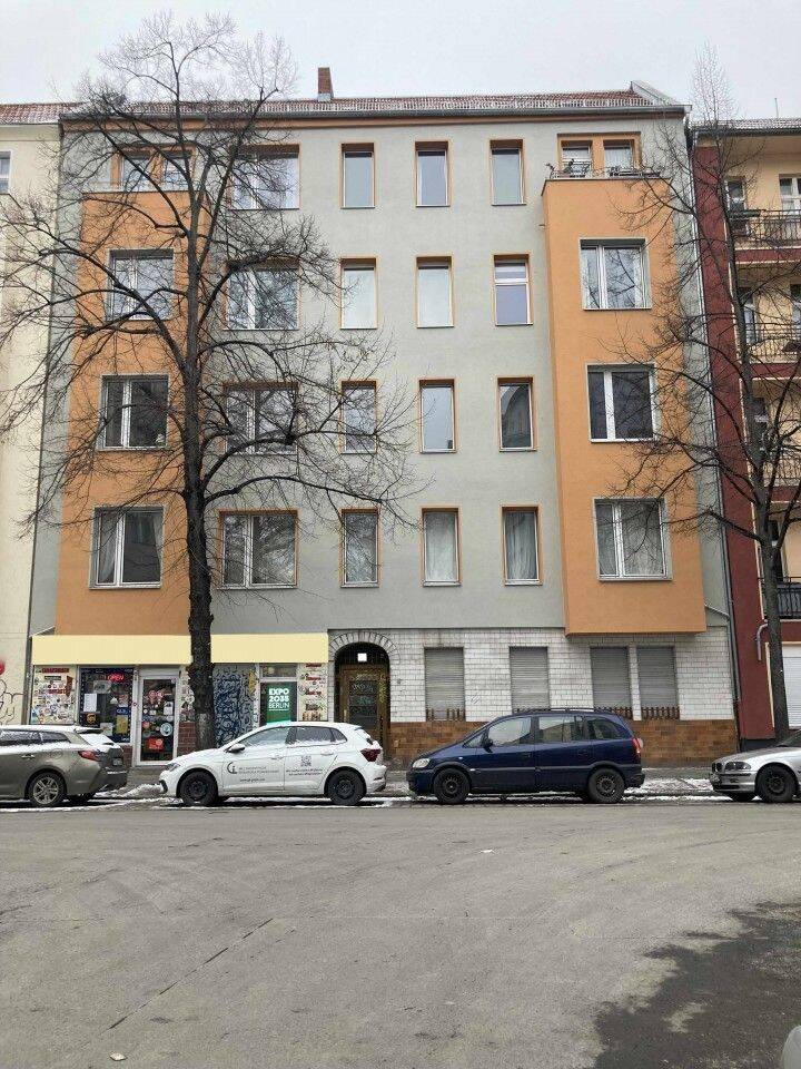 Roh-Dachgeschoss mit großem Entwicklungspotenzial im Herzen von Berlin-Neukölln, 12055 Berlin (Neukölln)