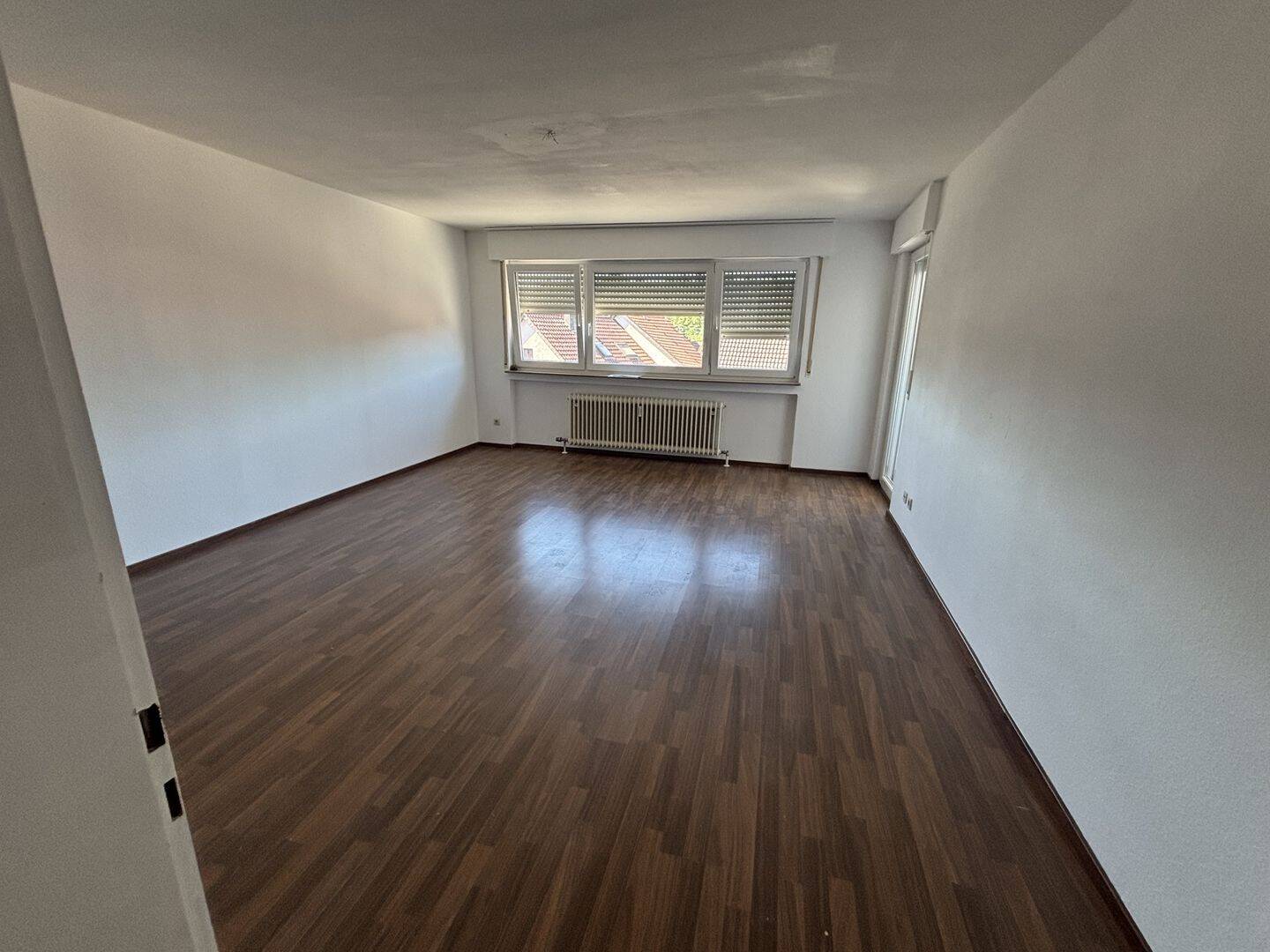 Gepflegte 3-Zimmer-Eigentumswohnung mit Südbalkon und Garage in ruhiger Wohnlage, 74189 Weinsberg
