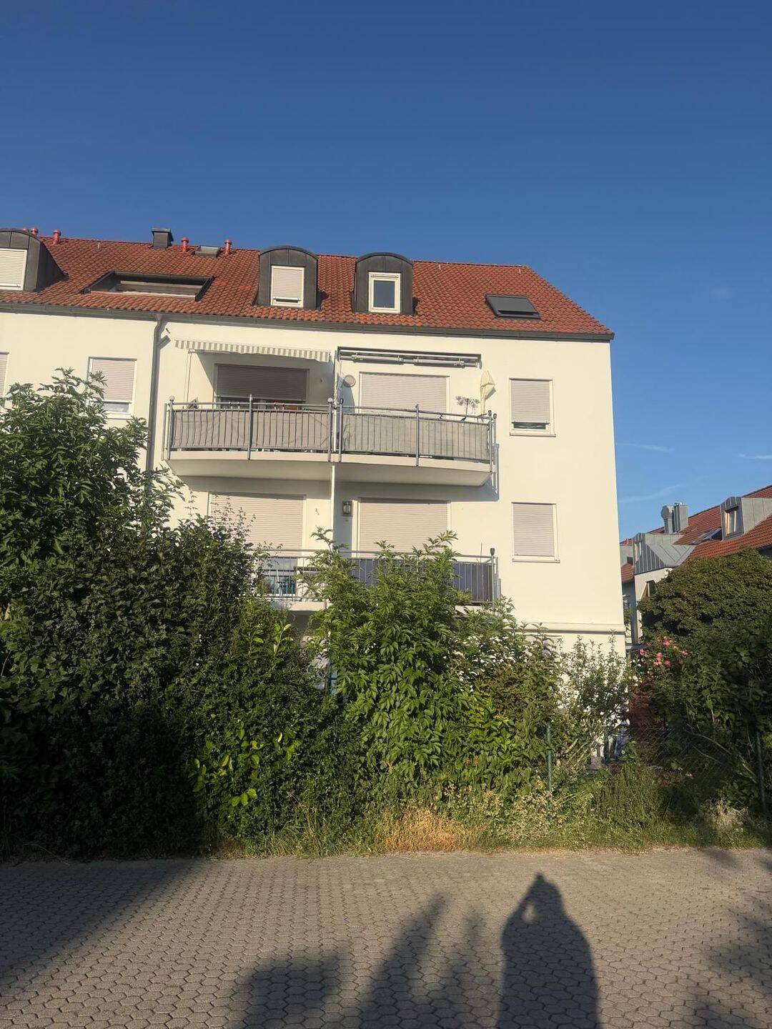 Attraktive 4-Zimmer-Wohnung mit Einbauküche, Aufzug und Tiefgarage, 86343 Königsbrunn