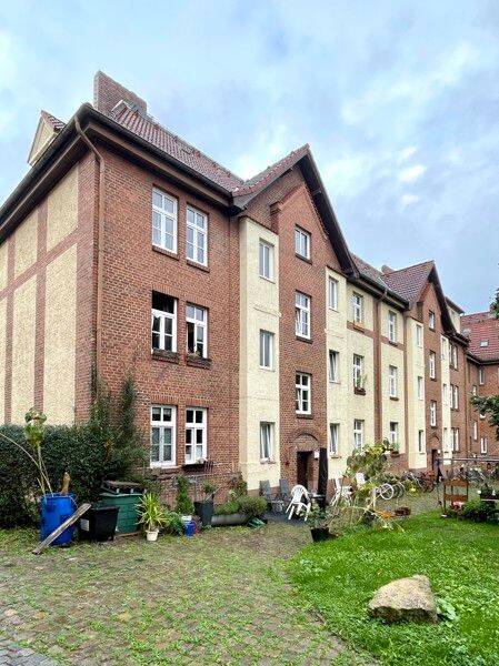 Frisch renovierte 2-Zimmer-Wohnung im Altbau!, 7743 Jena