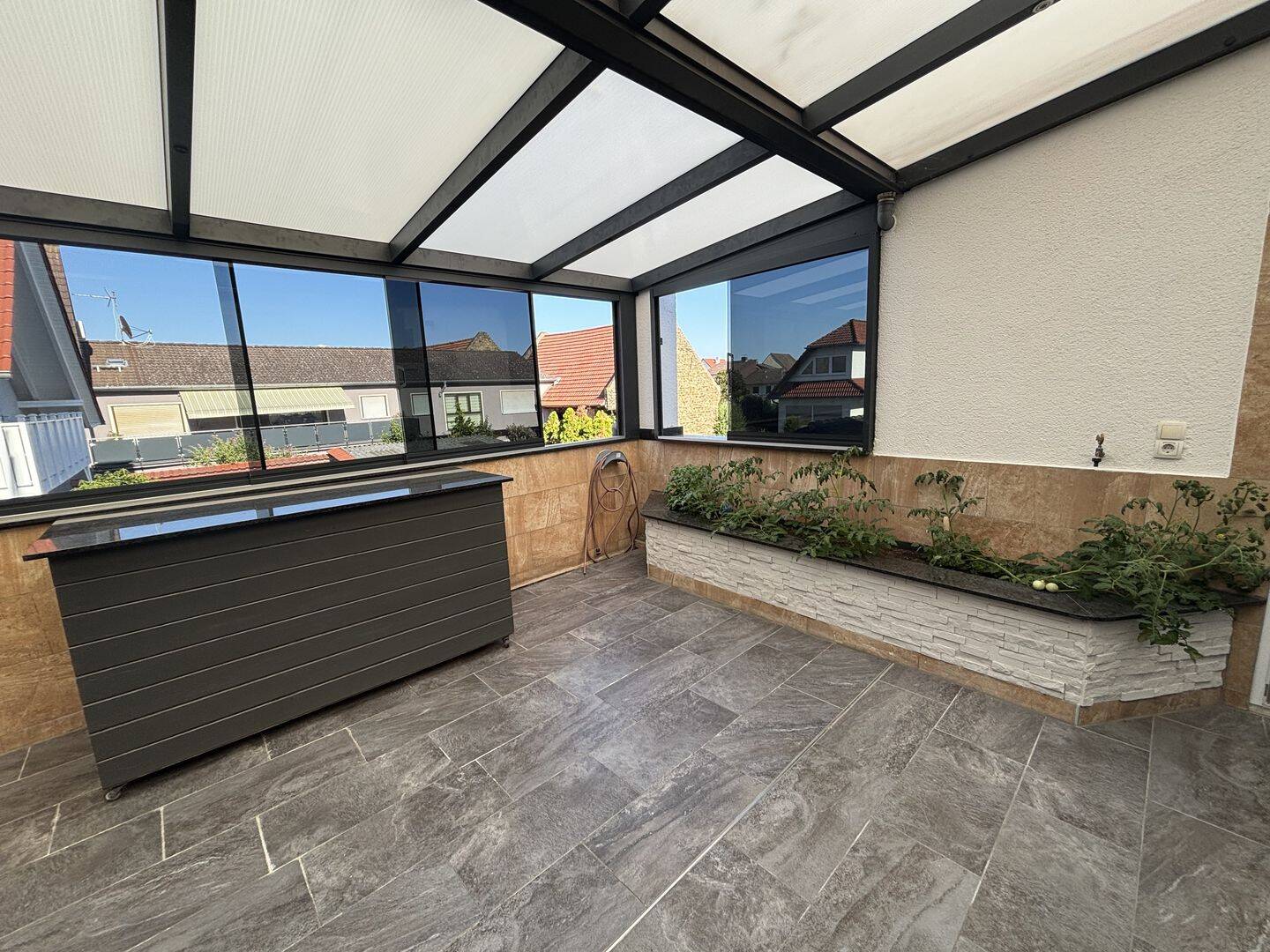 Wohn- und Geschäftshaus mit Showroom und großzügiger Wohnung, 64572 Büttelborn