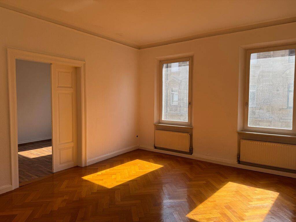 Mietwohnung, 2 Zimmer, 70 m², in Fürth, 90762 Fürth (Innenstadt)