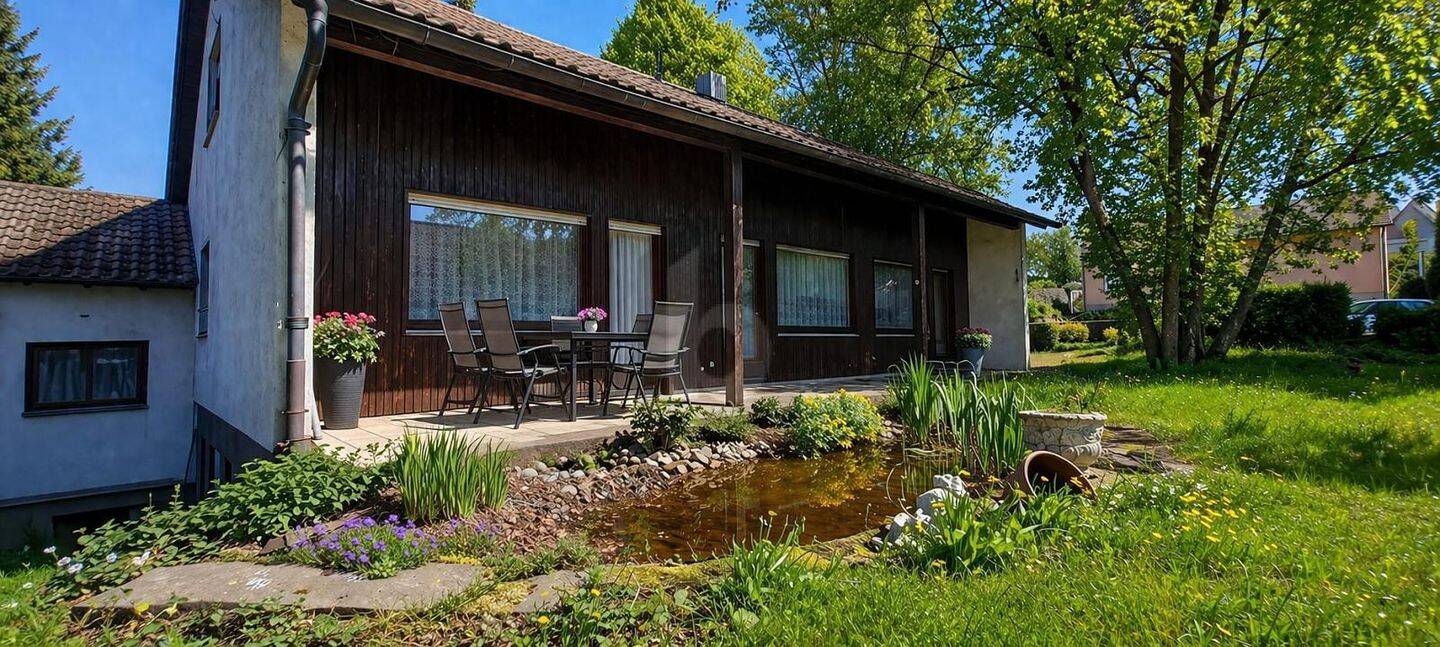 VIEL PLATZ FÜR FAMILIE UND EIGENE WOHNIDEEN, 78713 Schramberg