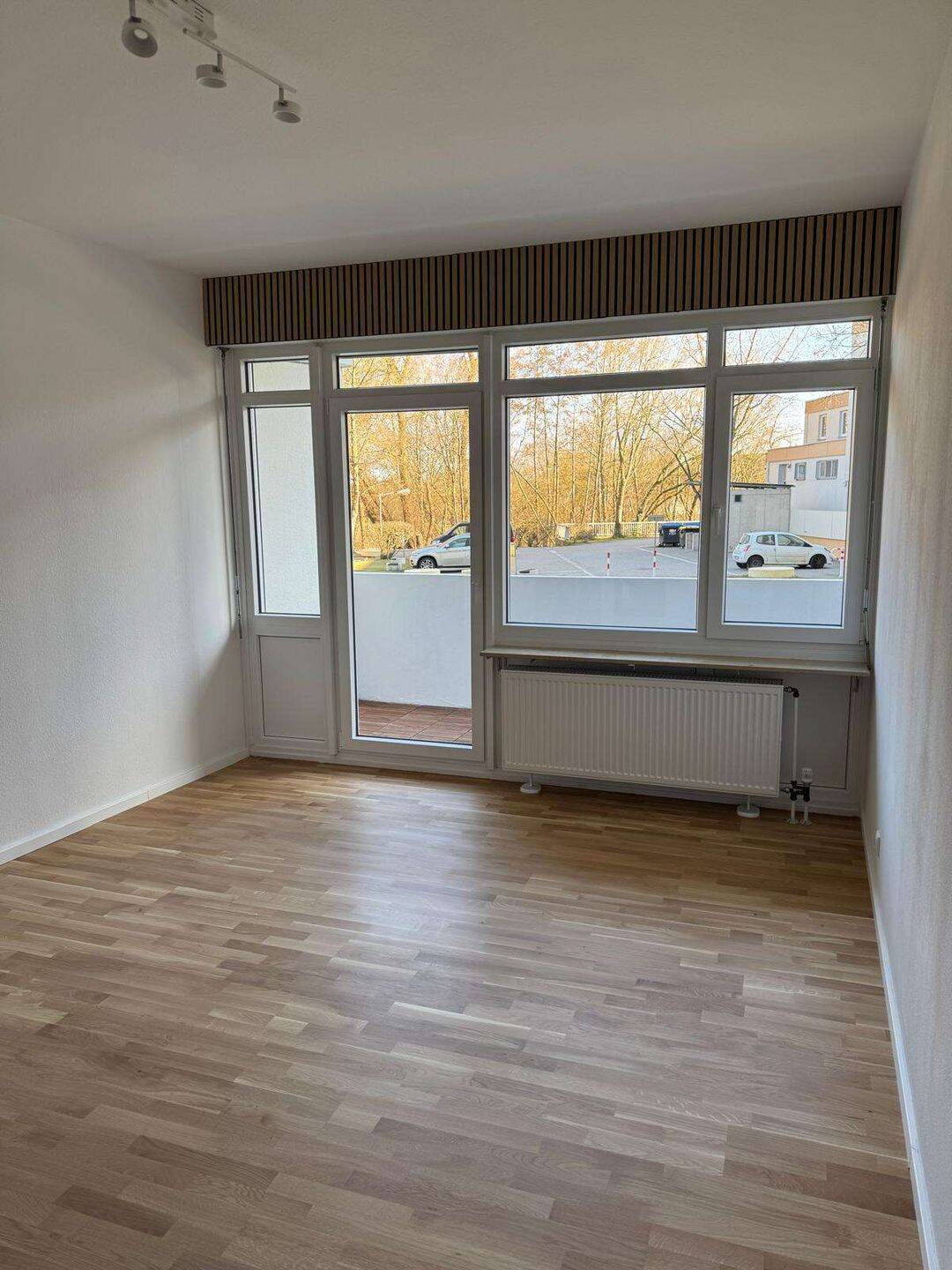 Sanierte 1-Zimmer- Whg. in Erlangen mit Balkon, 91056 Erlangen