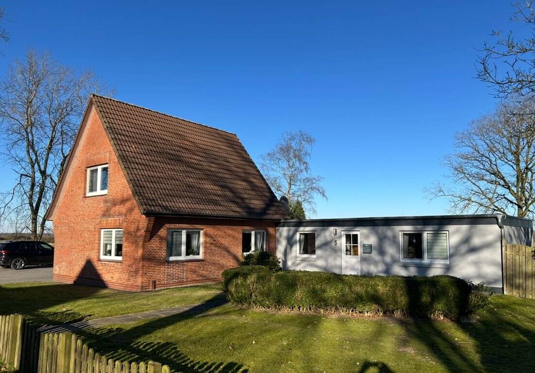 Neuer Preis ! Die Ruhe genießen ! Einfamilienhaus mit Einliegerwohnung am Wodansberg, 25729 Windbergen